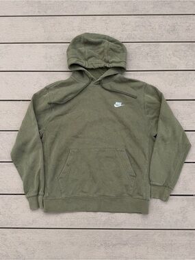 Nike Sportswear Club Fleece Pullover Hoodie Mens Medium Green Sweatshirt